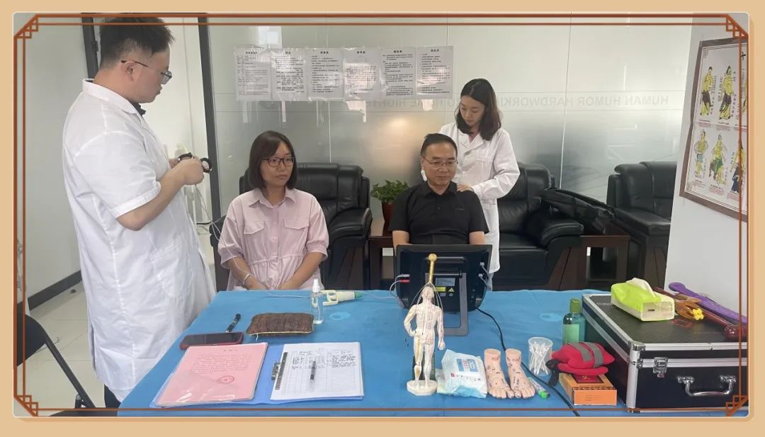 关爱员工健康，远离亚健康 | 完美（中国）公司特邀中医开展义诊理疗活动